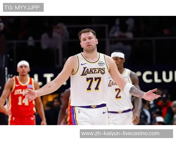 东契奇强势表现助独行侠击败湖人老詹状态低迷球队遭遇季后赛首战失利